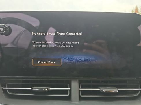 Used 2024 Chevrolet Trax LT w/ Driver Confidence Package image 23