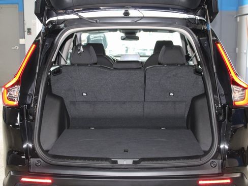 Certified 2026 Honda CR-V LX image 40