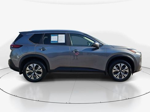Used 2023 Nissan Rogue SV w/ SV Premium B Package FWD image 5