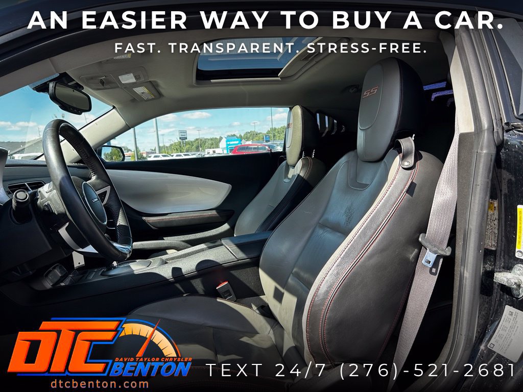 Used 2011 Chevrolet Camaro SS RWD image 7