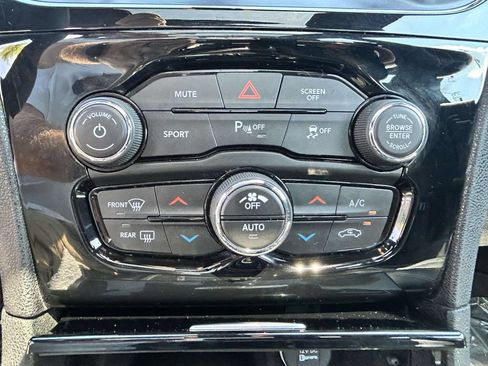 Used 2022 Chrysler 300 S RWD image 20