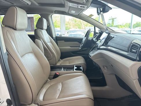 Used 2023 Honda Odyssey Elite image 24