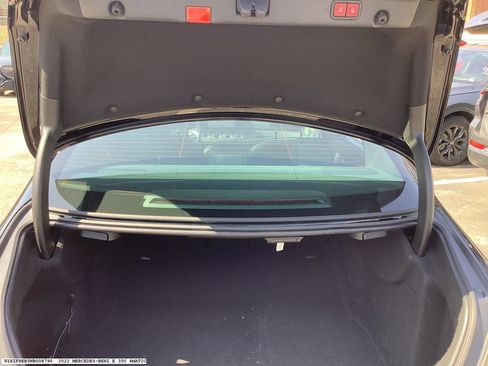 Used 2022 Mercedes-Benz E 350 4MATIC Sedan image 9