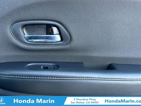 Used 2021 Honda HR-V Sport image 21