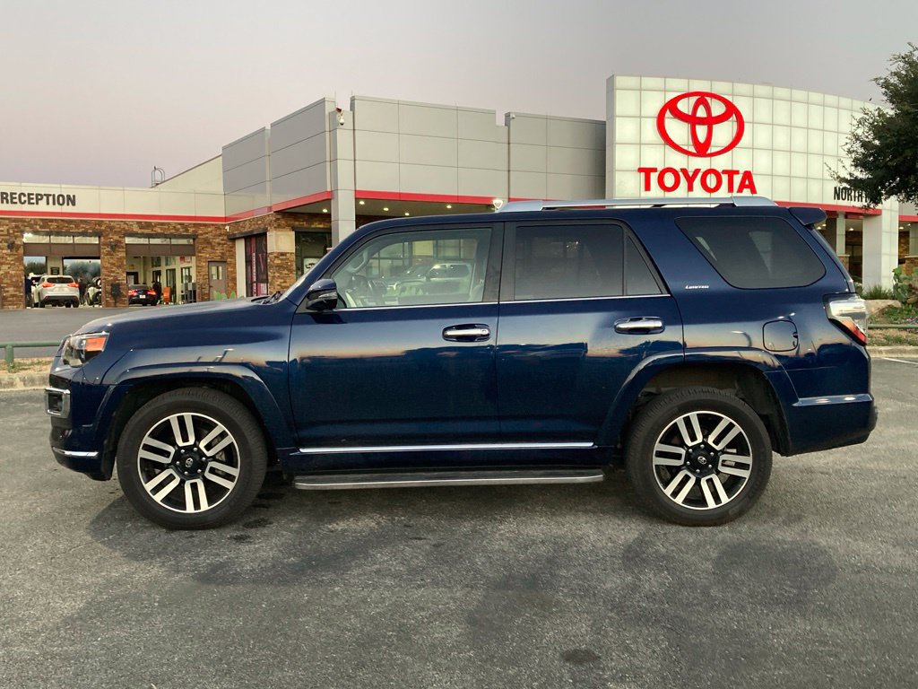 Used 2022 Toyota 4Runner Limited RWD image 8