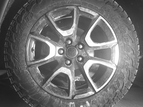 Used 2025 Jeep Compass Trailhawk AWD/4WD image 14