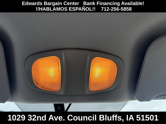 Used 2005 Chevrolet Equinox LT w/ Preferred Equipment Group AWD/4WD image 21