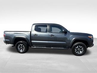 Used 2023 Toyota Tacoma TRD Off-Road w/ Black Out Package (TMS) AWD/4WD video 2