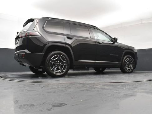 New 2026 Jeep Cherokee Laredo image 24