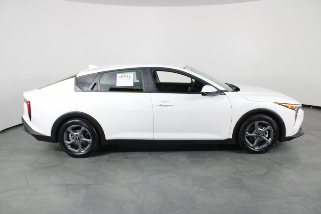 Used 2025 Kia K4 FWD image 11