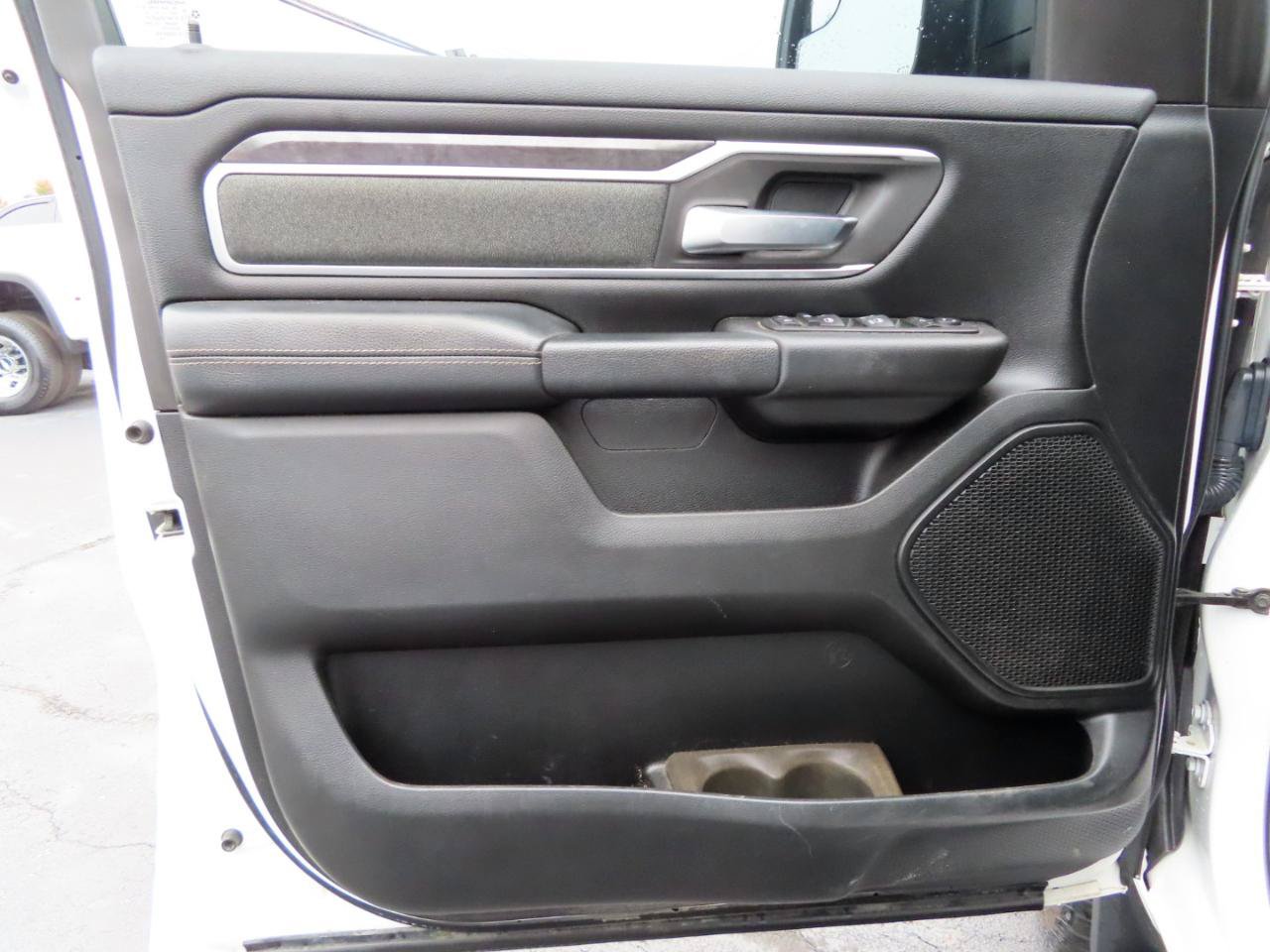 Used 2020 RAM 1500 Big Horn AWD/4WD image 16