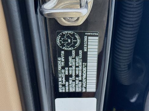 Used 2021 Porsche Cayenne image 39