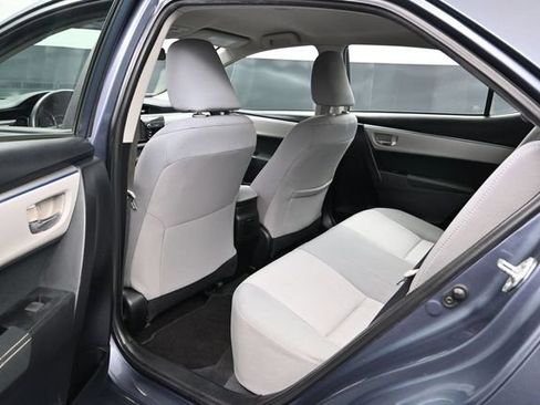 Used 2014 Toyota Corolla LE FWD image 17