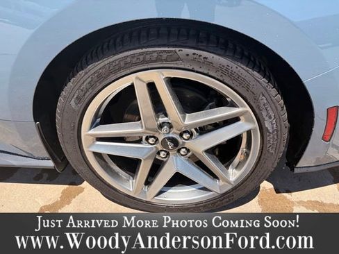 Used 2024 Ford Mustang Premium RWD image 7