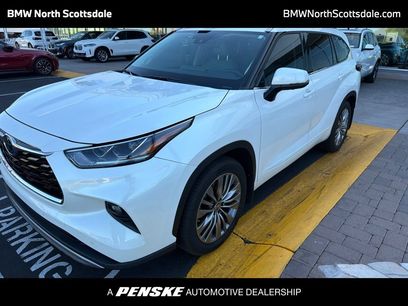 Used 2021 Toyota Highlander Platinum