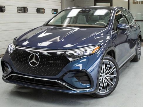 Used 2023 Mercedes-Benz EQS 450+ 4MATIC SUV w/ AMG Line Exterior Package image 10