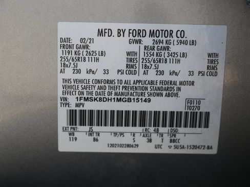 Used 2021 Ford Explorer XLT AWD/4WD image 32