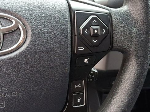 Certified 2018 Toyota Tacoma SR w/ SR Convenience Package image 21