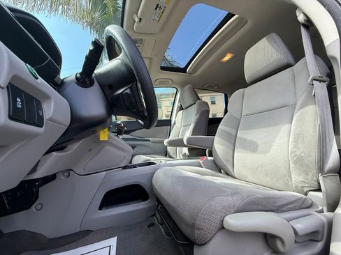 Used 2014 Honda CR-V EX image 30