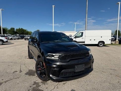 Used 2023 Dodge Durango R/T AWD/4WD image 2
