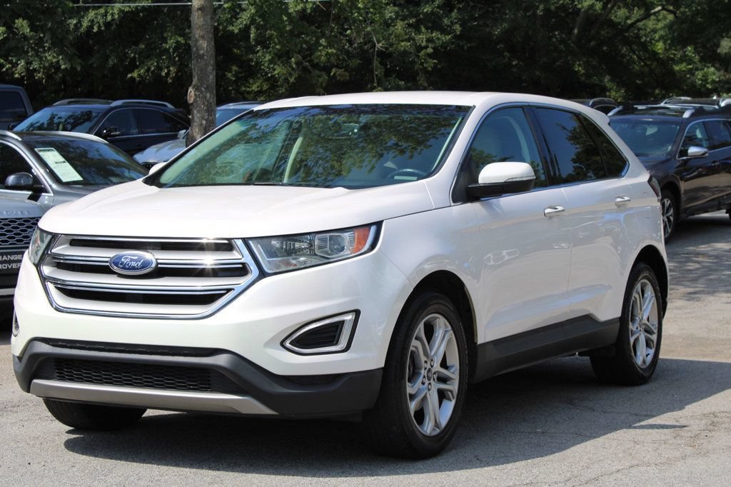 Used 2018 Ford Edge Titanium w/ Technology Package FWD image 3