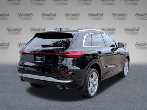 Used 2025 Audi Q5 Premium AWD/4WD image 9