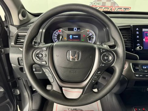 Used 2023 Honda Ridgeline Sport image 13