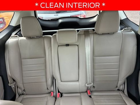Used 2015 Ford Escape SE w/ Equipment Group 201A AWD/4WD image 8