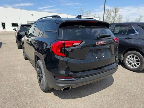 Used 2019 GMC Terrain SLE w/ Driver Convenience Package FWD image 5