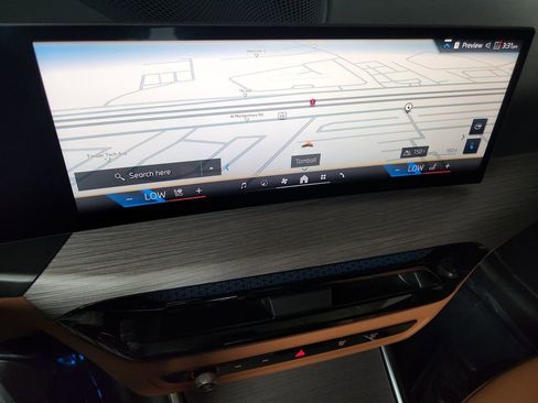 Used 2025 BMW i4 eDrive40 w/ Premium Package RWD image 35