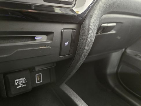 Used 2021 Honda Pilot Touring image 29