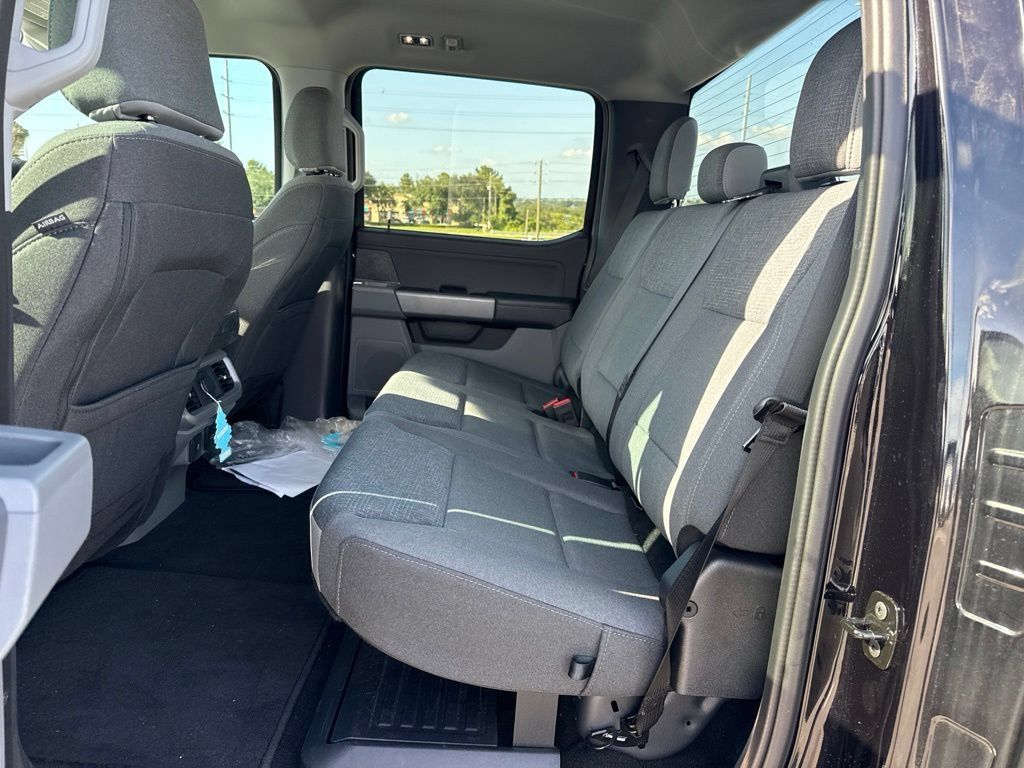 Used 2024 Ford F150 XLT w/ Mobile Office Package RWD image 9