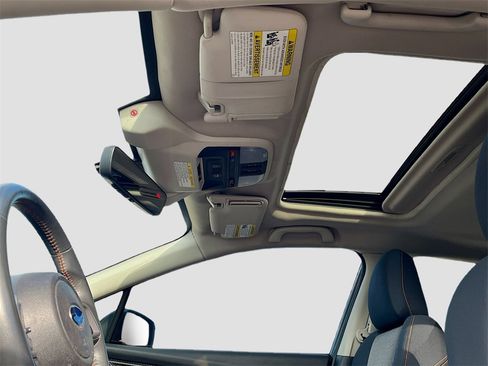 Used 2022 Subaru Crosstrek 2.0i Premium w/ Moonroof Package image 20