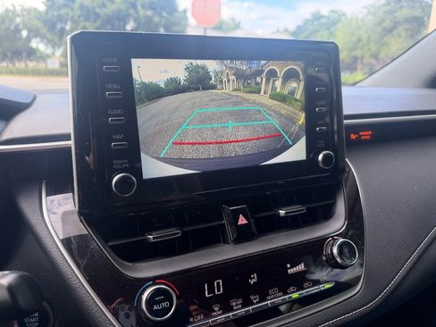 Used 2019 Toyota Corolla SE FWD image 15