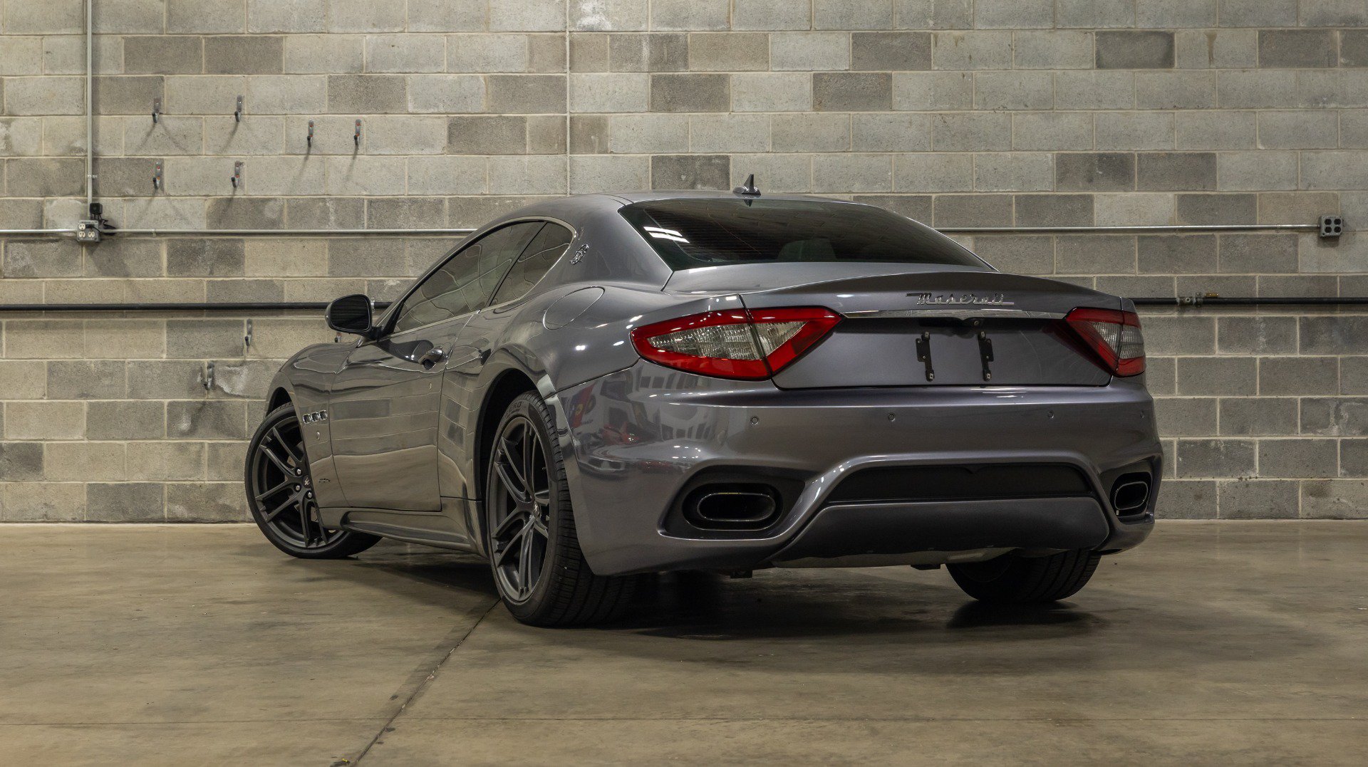 Used 2018 Maserati GranTurismo Sport RWD image 5