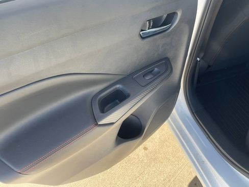 New 2025 Nissan Versa SR w/ Trunk Package FWD image 29