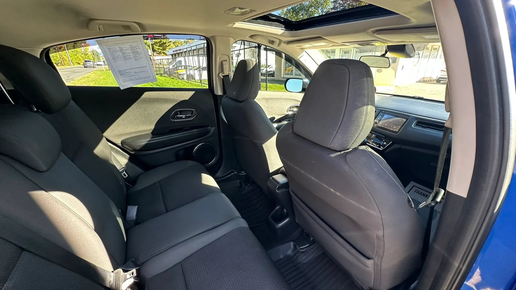 Used 2022 Honda HR-V EX image 33