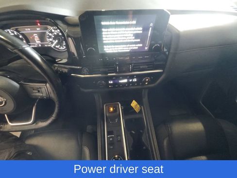 Used 2023 Nissan Pathfinder SL AWD/4WD image 5