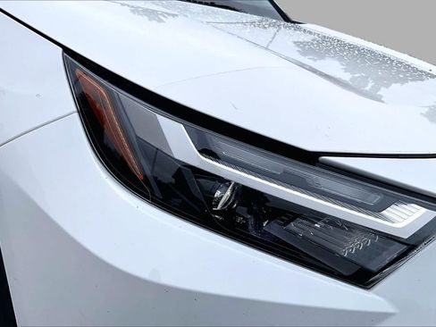 Used 2023 Toyota RAV4 XLE w/ Convenience Package FWD image 28