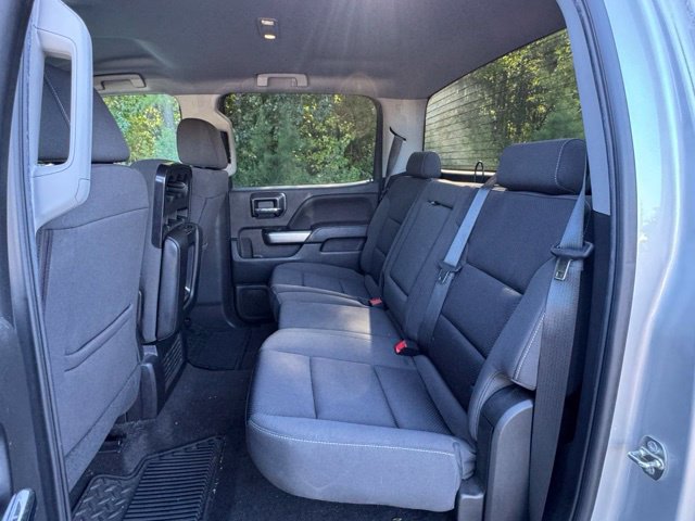Used 2018 Chevrolet Silverado 1500 LT w/ LT Eassist Package AWD/4WD image 19