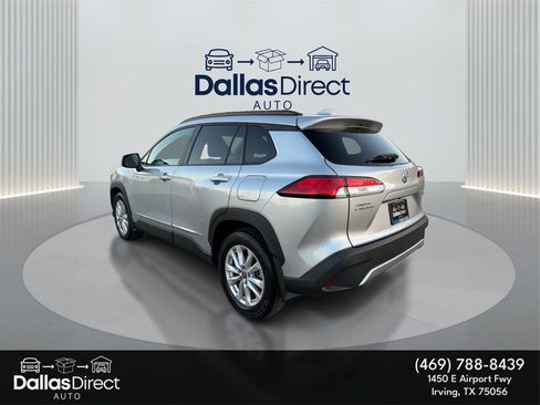 Used 2023 Toyota Corolla Cross LE image 8