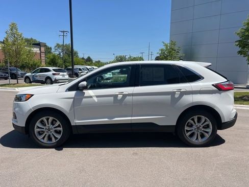 Used 2023 Ford Edge Titanium AWD/4WD image 7