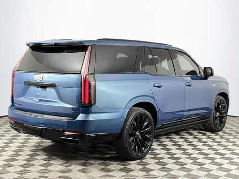 Used 2025 Cadillac Escalade Sport Platinum w/ LPO, ONYX Package AWD/4WD image 5