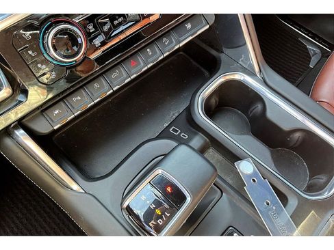 Used 2023 GMC Sierra 1500 Denali Ultimate image 33