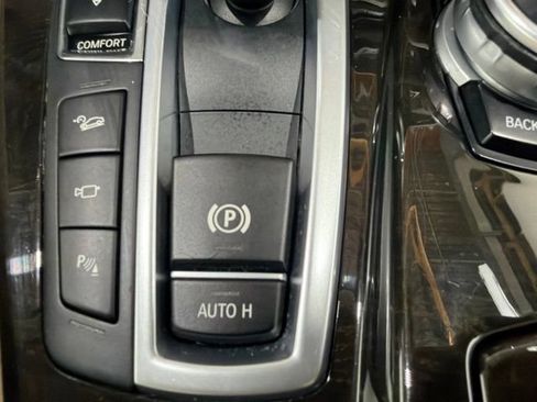 Used 2014 BMW 535i xDrive Sedan AWD/4WD image 40