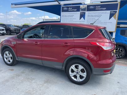 Used 2016 Ford Escape SE w/ SE Cold Weather Package