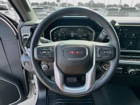 Used 2026 GMC Sierra 2500 SLE w/ SLE Value Package; AWD/4WD image 10