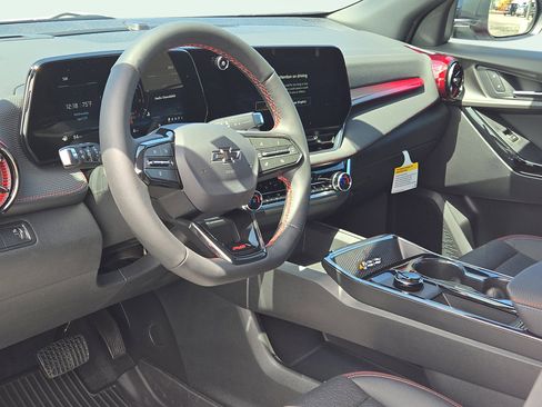 New 2026 Chevrolet Equinox RS FWD image 11