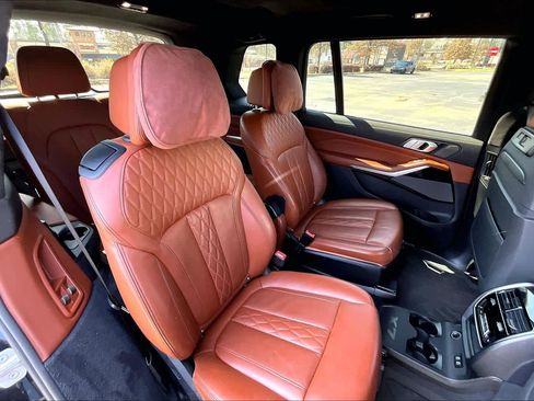 Used 2019 BMW X7 xDrive50i w/ M Sport Package image 20