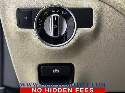 Used 2015 Mercedes-Benz CLA 250 image 31